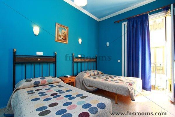 Hostal Rico Мадрид Экстерьер фото