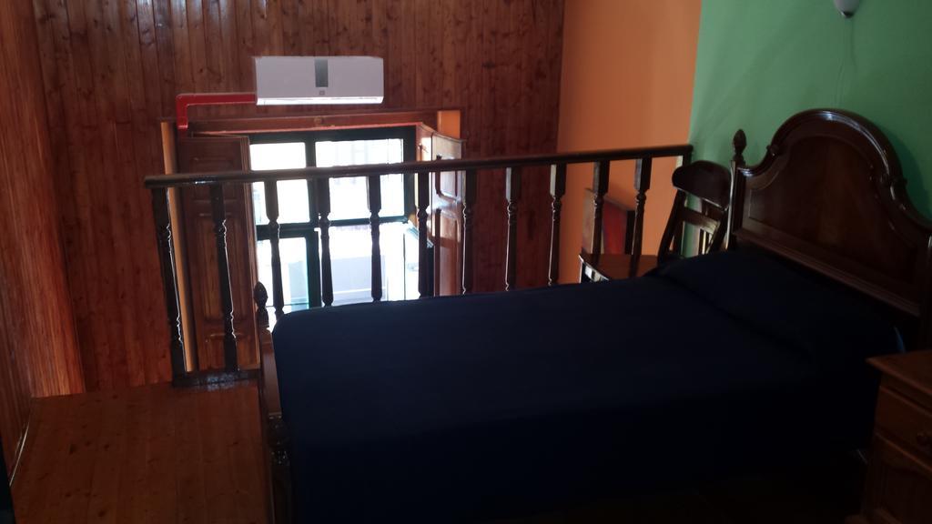 Hostal Rico Мадрид Экстерьер фото