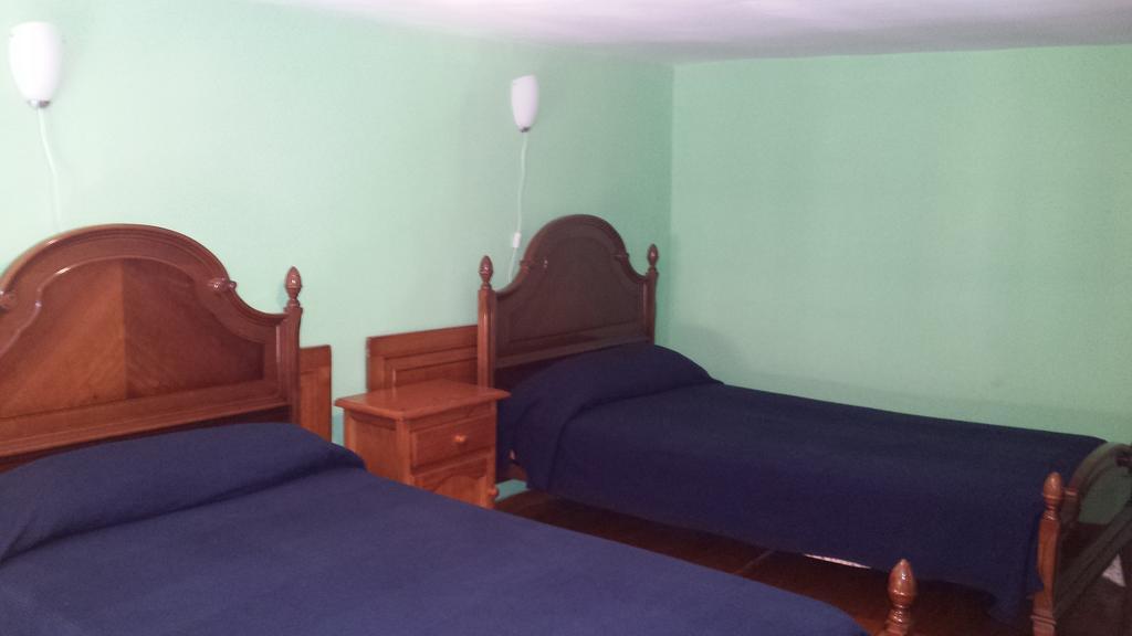 Hostal Rico Мадрид Экстерьер фото