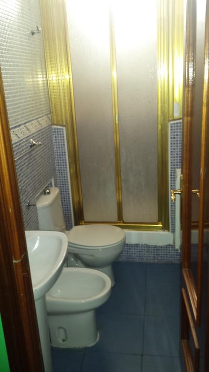 Hostal Rico Мадрид Экстерьер фото