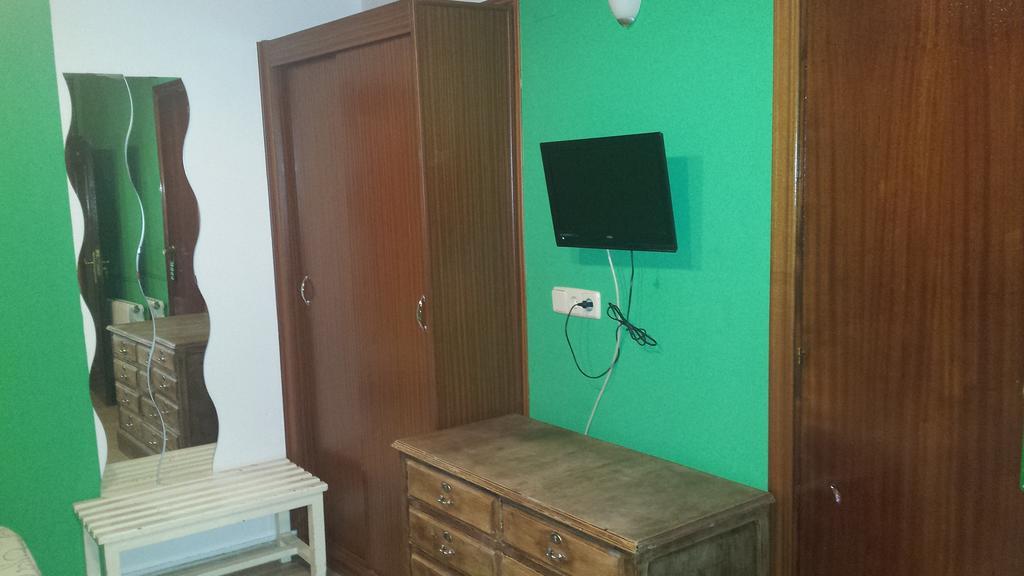 Hostal Rico Мадрид Экстерьер фото